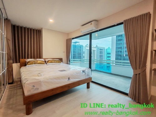 รูป ให้เช่า บางนาคอมเพล็กซ์ เรสซิเดนเชียล ห้องใหญ่ 63 ตร.ม. ใกล้เซ็นทรัลบางนา 500 เมตร/ 5 นาทีถึง MRT ศรีอุดม เฟอร์ครบ พร้อมอยู่ (มีที่ชาร์จ EV ในอาคาร)  - รูปที่ 7/24