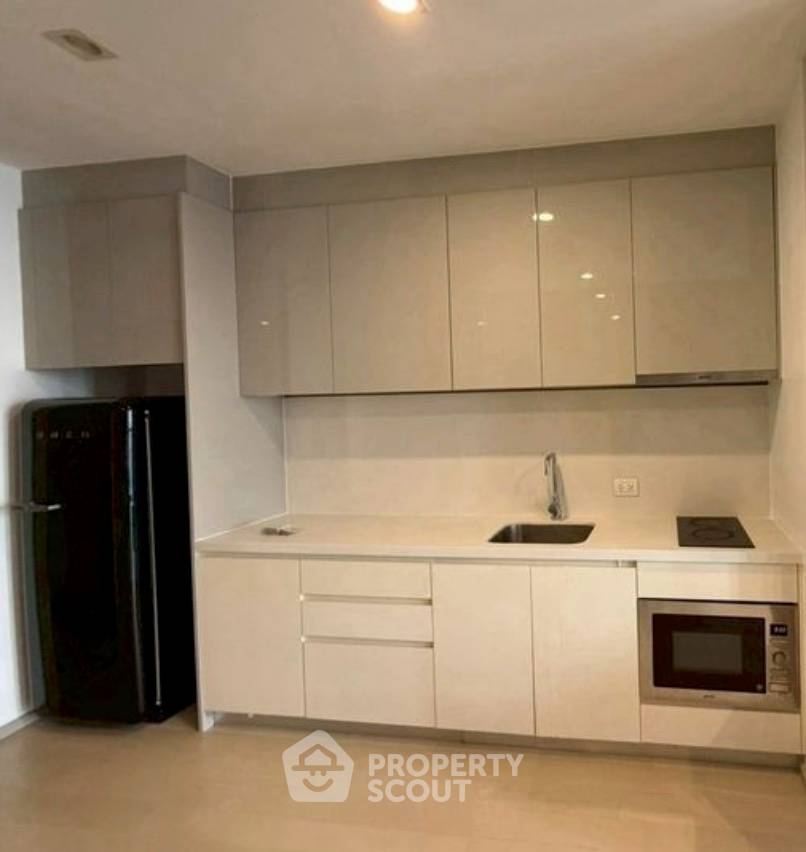 รูป ใกล้ BTS เพลินจิต เพียง 100 เมตร | คอนโด 1 ห้องนอน Noble Ploenchit (ID 3252258) - รูปที่ 2/5