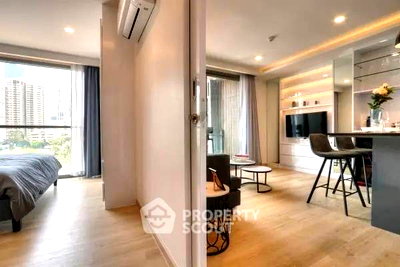 Condos for rent : 1-BR Condo at Via Botani near BTS Phrom Phong (ID 2316920)