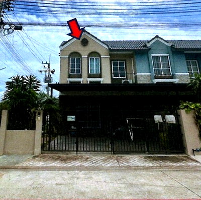 Townhouses for sale Chonburi : Thailand Townhouse for sale 1 bedroom 34 Square Wa 2100000 Baht.