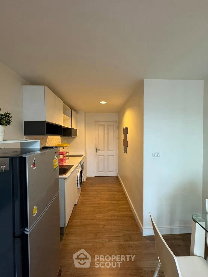 picture 2-BR Condo At The Kris Ratchada 17 Near MRT Sutthisan (ID 3249559) - 2/11