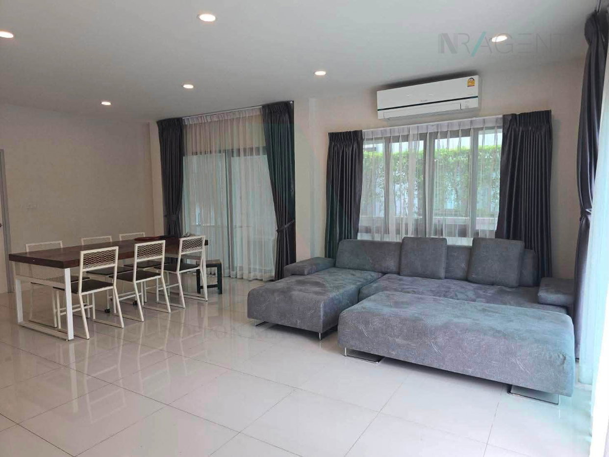 รูป 📌 ให้เช่าบ้านเดี่ยว 2 ชั้น เซนโทร ราชพฤกษ์ - สวนผัก 2 4 ห้องนอน 5 ห้องน้ำ - รูปที่ 2/8