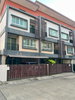 listing thumbnail image 16