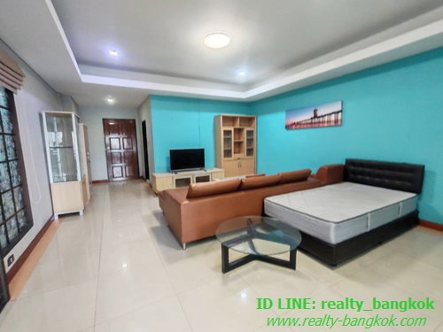 รูป ให้เช่า บางนาคอมเพล็กซ์ เรสซิเดนเชียล ห้องใหญ่ 120 ตร.ม. ใกล้เซ็นทรัลบางนา 500 เมตร/ 5 นาทีถึง MRT ศรีอุดม เฟอร์ครบ พร้อมอยู่ (มีที่ชาร์จ EV ในอาคาร) - รูปที่ 2/32