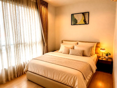 คอนโดให้เช่า : (RR003) Condo for Rent  : HQ by Sansiri  Sukhumvit 55  Size: 45 sq.m. | 1 Bedroom | 1 Bathroom (with Bathtub) / 14th floor  