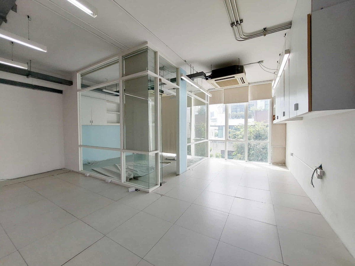 รูป ให้เช่าอาคารสำนักงาน 7 ชั้นทั้งหลัง พร้อมลิฟต์ | นราธิวาส 15 สาทร | พื้นที่ 1,285 ตร.ม. - รูปที่ 19/37