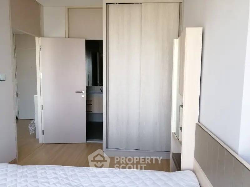 รูป ห้อง 1 ห้องนอน ชั้น 22 ที่ Lumpini Suite Dindaeng - Ratchaprarop ใกล้ ARL ราชปรารภ (ID 2317248) - รูปที่ 7/8