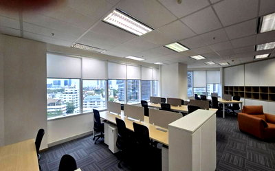 Office for rent วิทยาลัยอาชีวศึกษาเอี่ยมละออ : LTH16109 - Office Space for Rent Witthayu | 227 sq.m. | CRC Tower | All Seasons Place | 270,130 THB