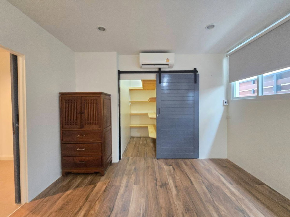 รูป POS ดิ เออบาน่า 1 ถ. ซุปเปอร์ไฮเวย์ ต.ท่าศาลา บ้านขนาดกำลังดี ฟังก์ชันครบ พร้อมเครื่องใช้ไฟฟ้าครบ (โทร/ไลน์ 088-5986998) - รูปที่ 31/52