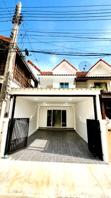 ขายทาวน์โฮม : ทาวน์เฮาส์ 2ชั้น รีโนเวทใหม่ หมู่บ้าน กรุงทอง สายไหม 33 ราคาถูกสุด ตกแต่งสวยพร้อมอยู่ เฟอร์นิเจอร์สวย เดินทางสะดวก