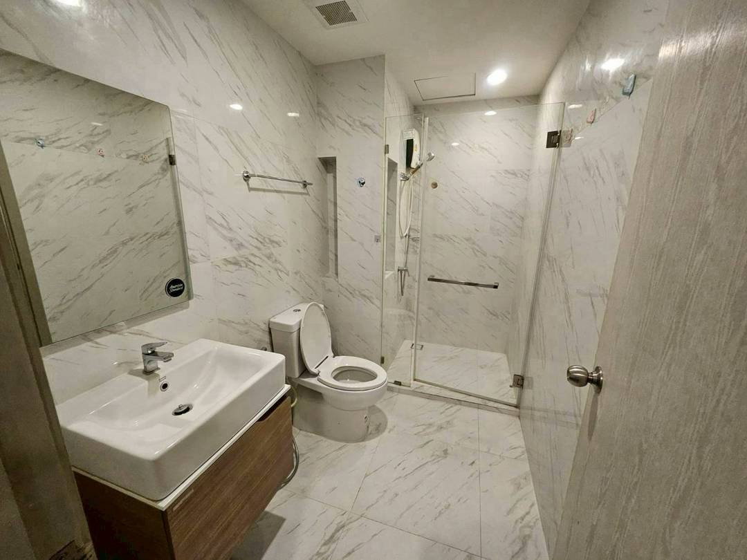 picture Condo For Rent!!Ideo mobi sukhumvit eastpoint - 7/8