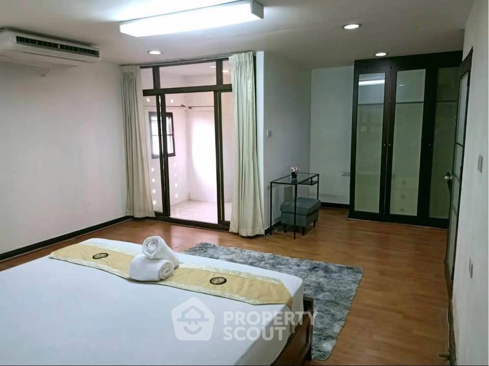 รูป 1 ห้องนอน ขนาด 75 ตร.ม. The Waterford Thonglor 11 สถานี BTS ทองหล่อ (ID 3255602) - รูปที่ 4/20