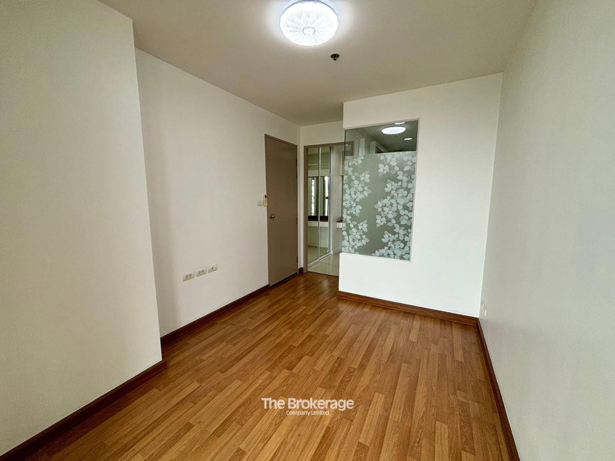 รูป ขายด่วน! คอนโด ไอดีโอ ลาดพร้าว 5 (Ideo Ladprao 5) 1 ห้องนอน 1 ห้องน้ำ 33 ตร.ม. 2.85 ล้านบาท ติดต่อไลน์ : @thebrokerage - รูปที่ 6/13