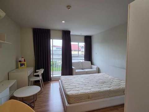 For Rent🚝 We condo Ekkamai-Ramintra  Better Area & Good price (Near MRT Pink Line) 📱Line: @promptcondo