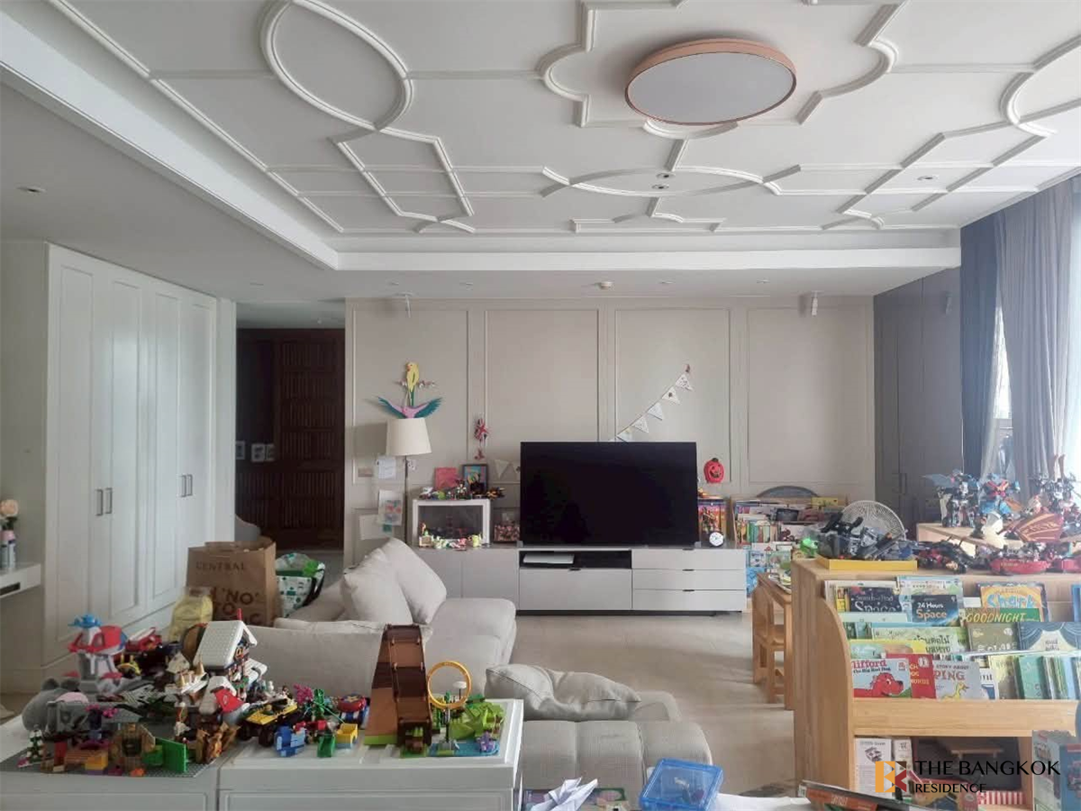 picture Saladaeng residences near MRT Silom Station Luxuriously Elevated Unit - 4/10