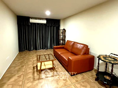 Condos for sale : 2-BR Condo At Waterford Park Rama 4 Near BTS Phra Khanong (ID 2433986)
