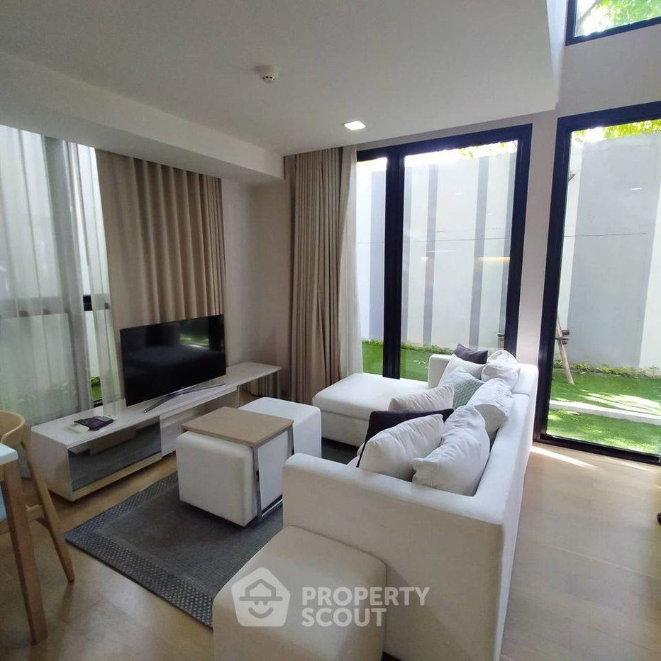 รูป คอนโด 3 ห้องนอน ขนาด 116 ตร.ม. LIV @ 49 ใกล้ BTS ทองหล่อ (ID 515647) - รูปที่ 1/26