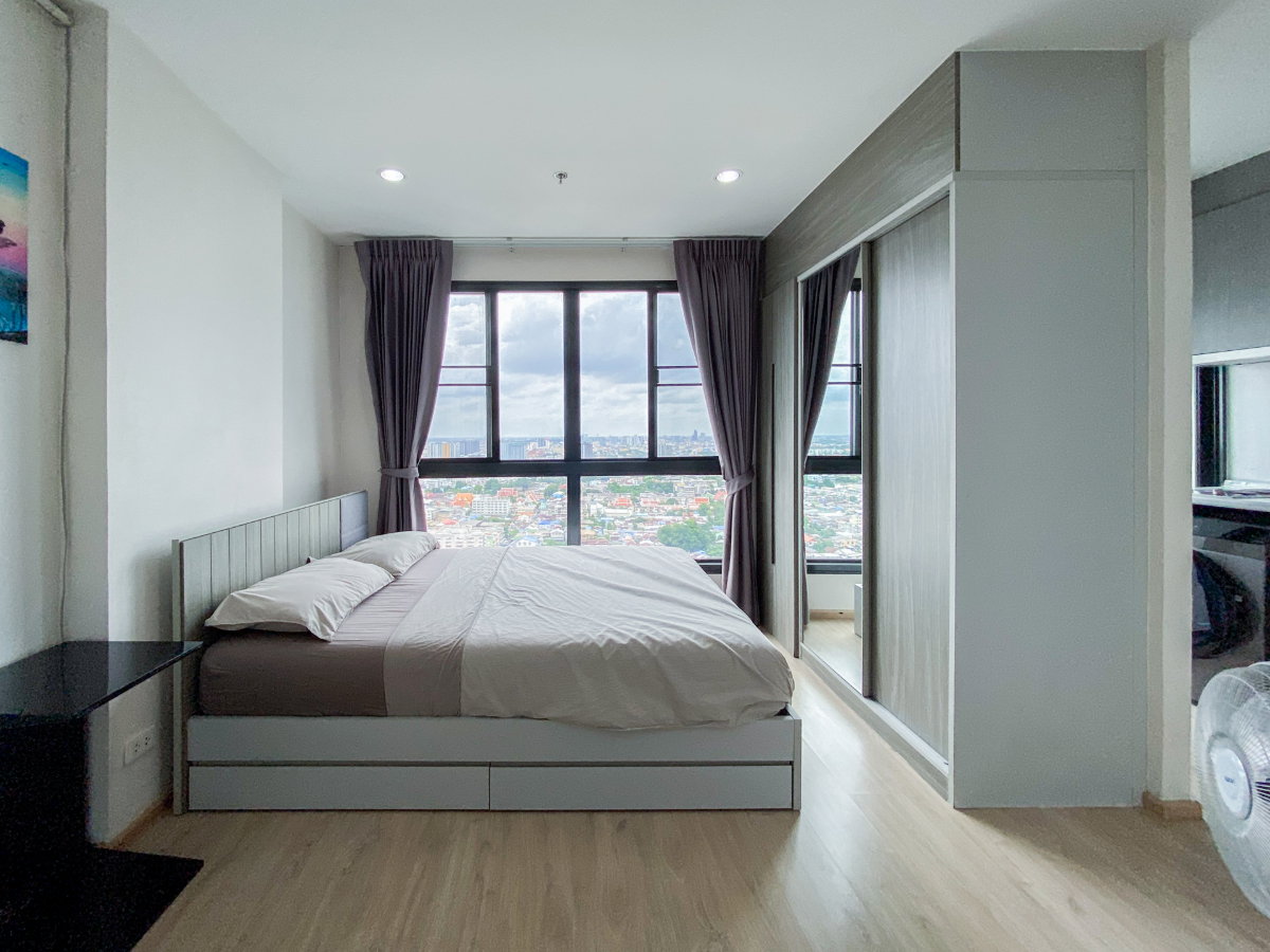 รูป 🏢 ขายไอดีโอ สาทร - ท่าพระ ใกล้ BTS โพธิ์นิมิตร ชั้น 29 ห้อง Studio ของแถมแน่น หิ้วกระเป๋าเข้าอยู่ได้เลย เพียง 1.81 ล้านบาท! 🏢 - รูปที่ 1/15