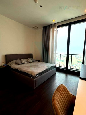 Condos for rent : 🔺 For Rent Condo WHIZDOM ESSENCE SUKHUMVIT Building 1, Floor 48,4 bed room, Room size 202 sqm