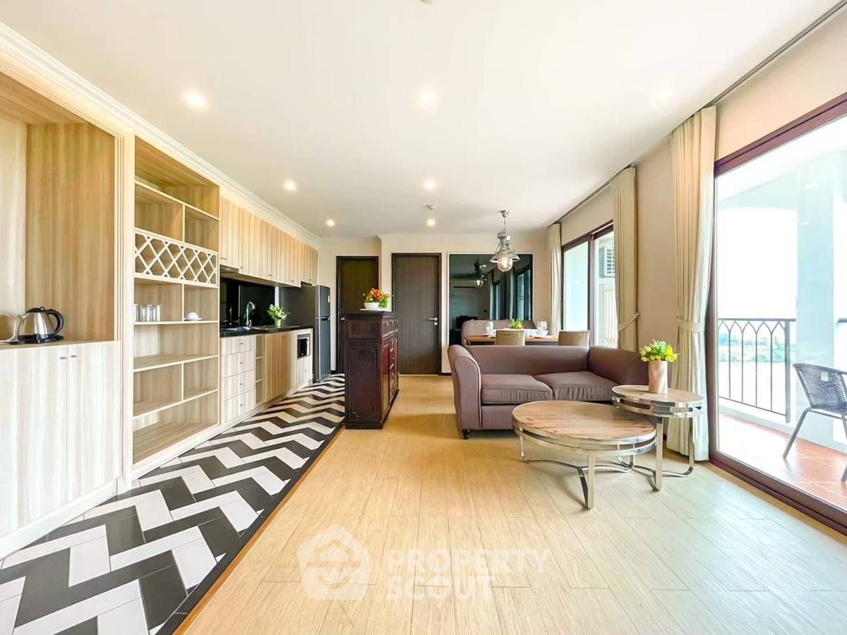 รูป คอนโด 2 ห้องนอน Venetian Signature Condo Resort Pattaya ให้เช่า (ID 3255516) - รูปที่ 2/11