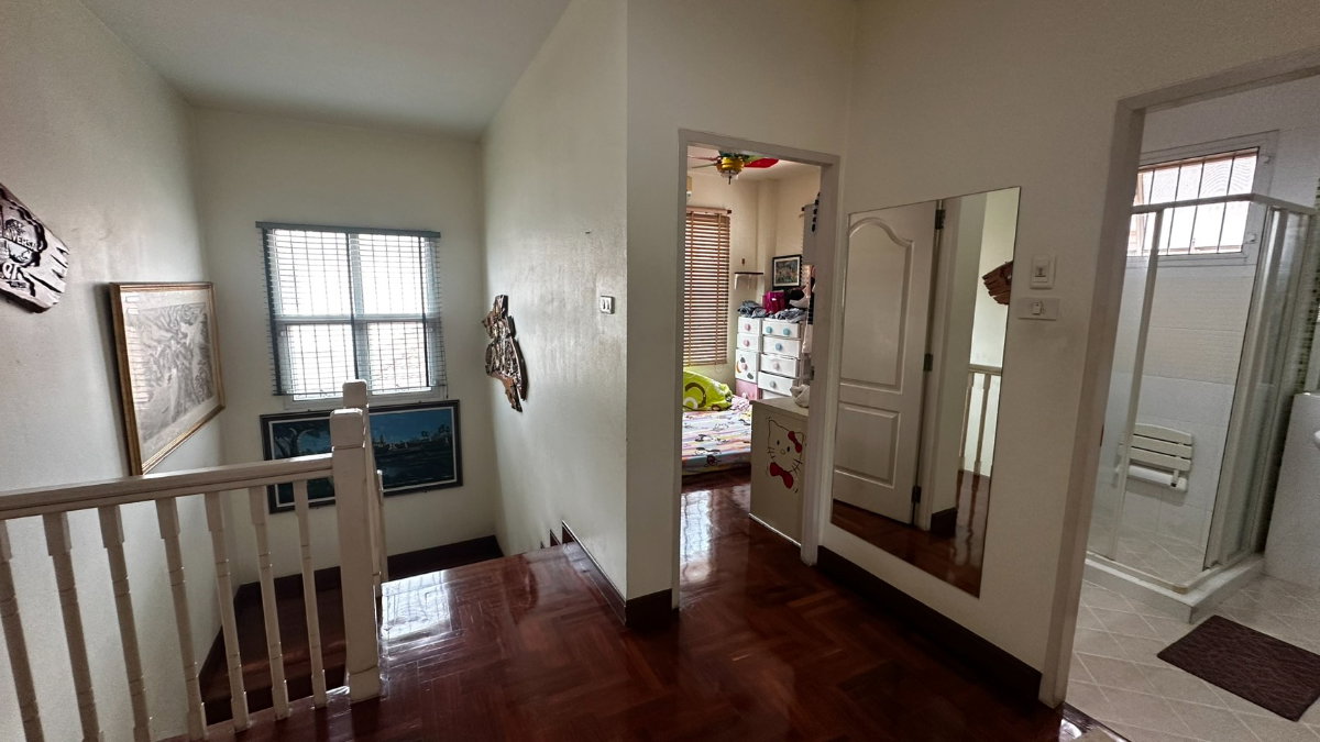 รูป ขายบ้านเดี่ยว บ้านมัณฑิกา บางบอน–เพชรเกษม ขนาดใหญ่ 115 ตร.ว. พื้นที่ใช้สอยประมาณ 300 ตร.ม. ต่อเติมครบ พร้อมเฟอร์นิเจอร์บิ้วอินทั้งหลัง ราคา 8.5 ล้าน - รูปที่ 9/21