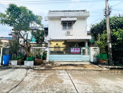 Twin house, 43.9 square wah, Nak Kila Laem Thong Village, near Suvarnabhumi Airport.