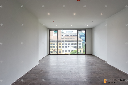 ROMM CONVENT Easy Travel, Fully Utilized Space near BTS Sala Daeng