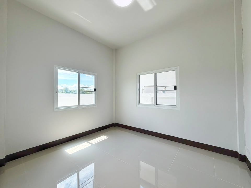 รูป 🏡 ขายด่วน! บ้านชั้นเดียวรีโนเวทใหม่ พร้อมอยู่ สันพระเจ้างาม ต้นเปา สันกำแพง เชียงใหม่ 📞 063-6649056 - รูปที่ 13/16