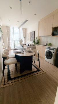 Noble State Sukhumvit 39 for rent, 2 bedrooms, 2 bathrooms, in the heart of the city, near BTS Phrom Phong, beautifully decorated, ready to move in.