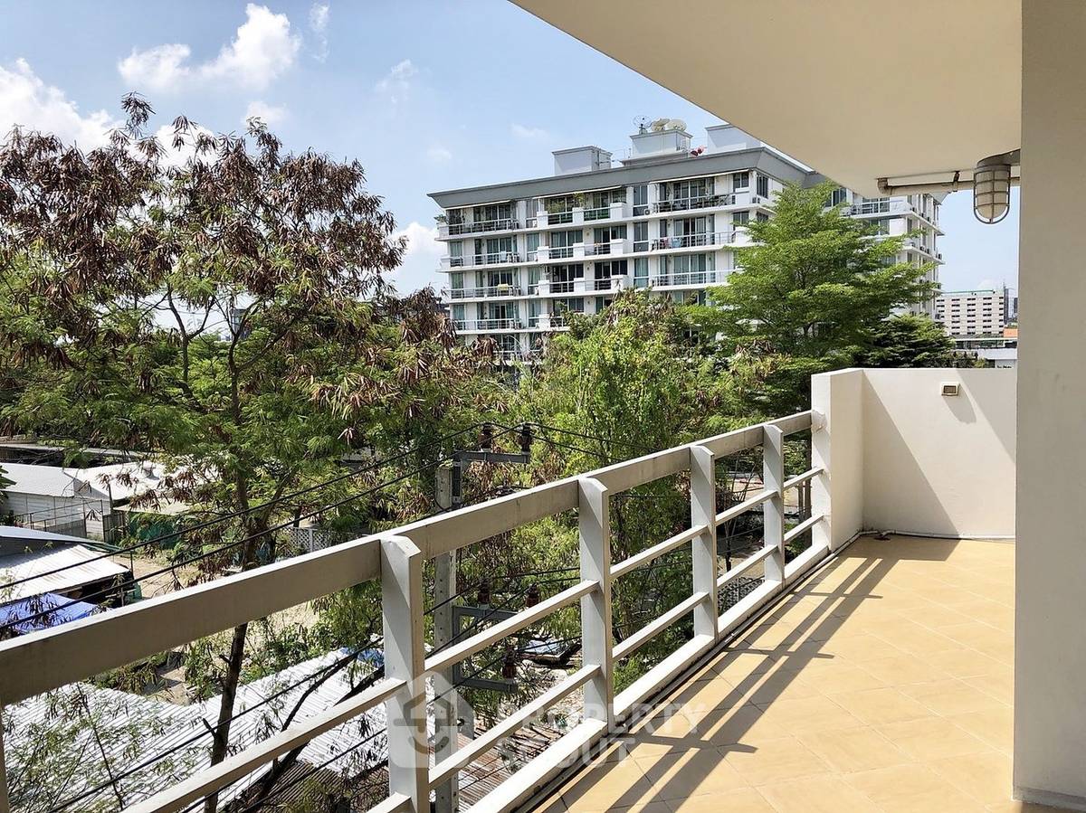 รูป คอนโด 2 ห้องนอน เลี้ยงสัตว์ได้ที่ Waterford Sukhumvit 50 Condominium ใกล้ BTS อ่อนนุช (ID 1163735) - รูปที่ 17/20