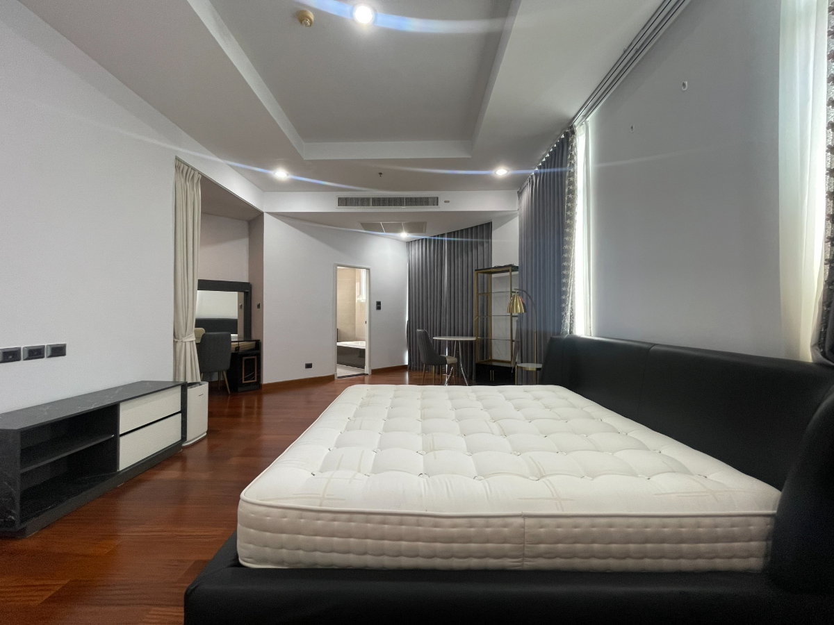 รูป ขาย 4 ห้องนอน 272 ตร.ม พร้อมเข้าอยู่ -- โทรด่วน 094-641-5974 - รูปที่ 2/6