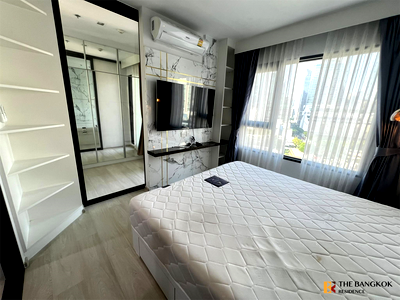 Condos for sale : Life One Wireless  Move-in Ready, Just Bring Your Stuff