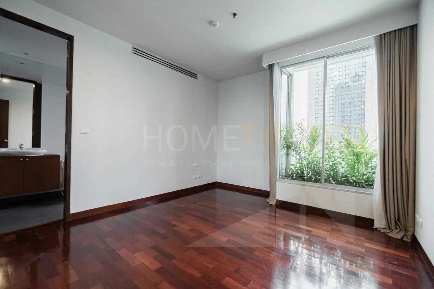 picture Panburi 4 bedrooms, for rent - 7/10