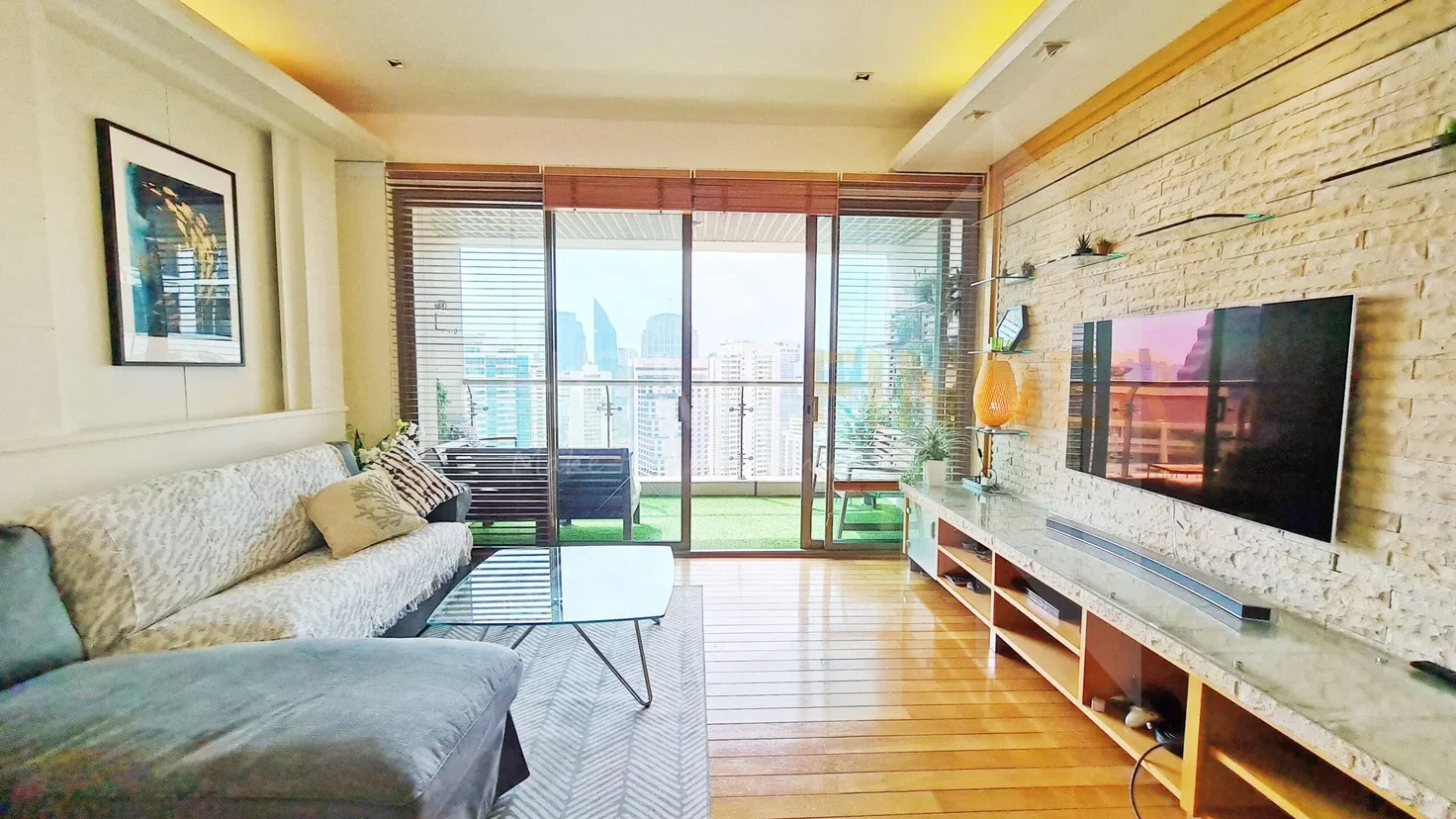 picture The Lakes 2 bedrooms, for sale - 1/8