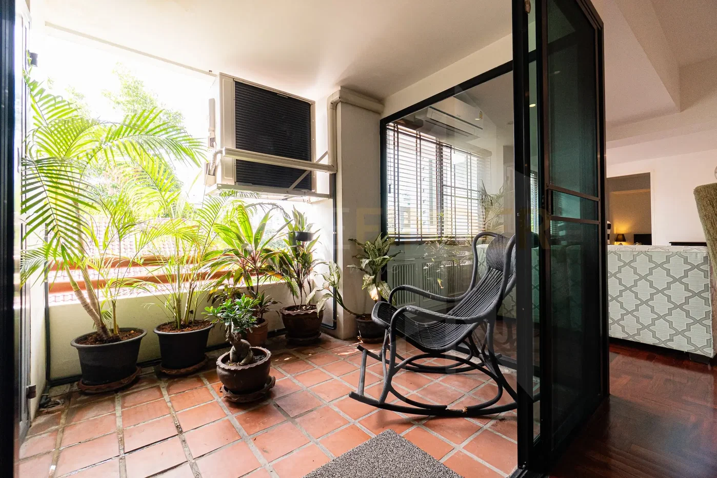 picture La Maison Ruamrudee 2 bedrooms, for rent - 9/10