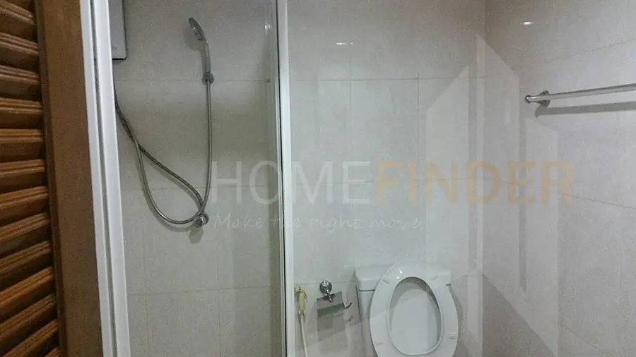 picture Royal Castle 3 bedrooms, for rent - 11/12