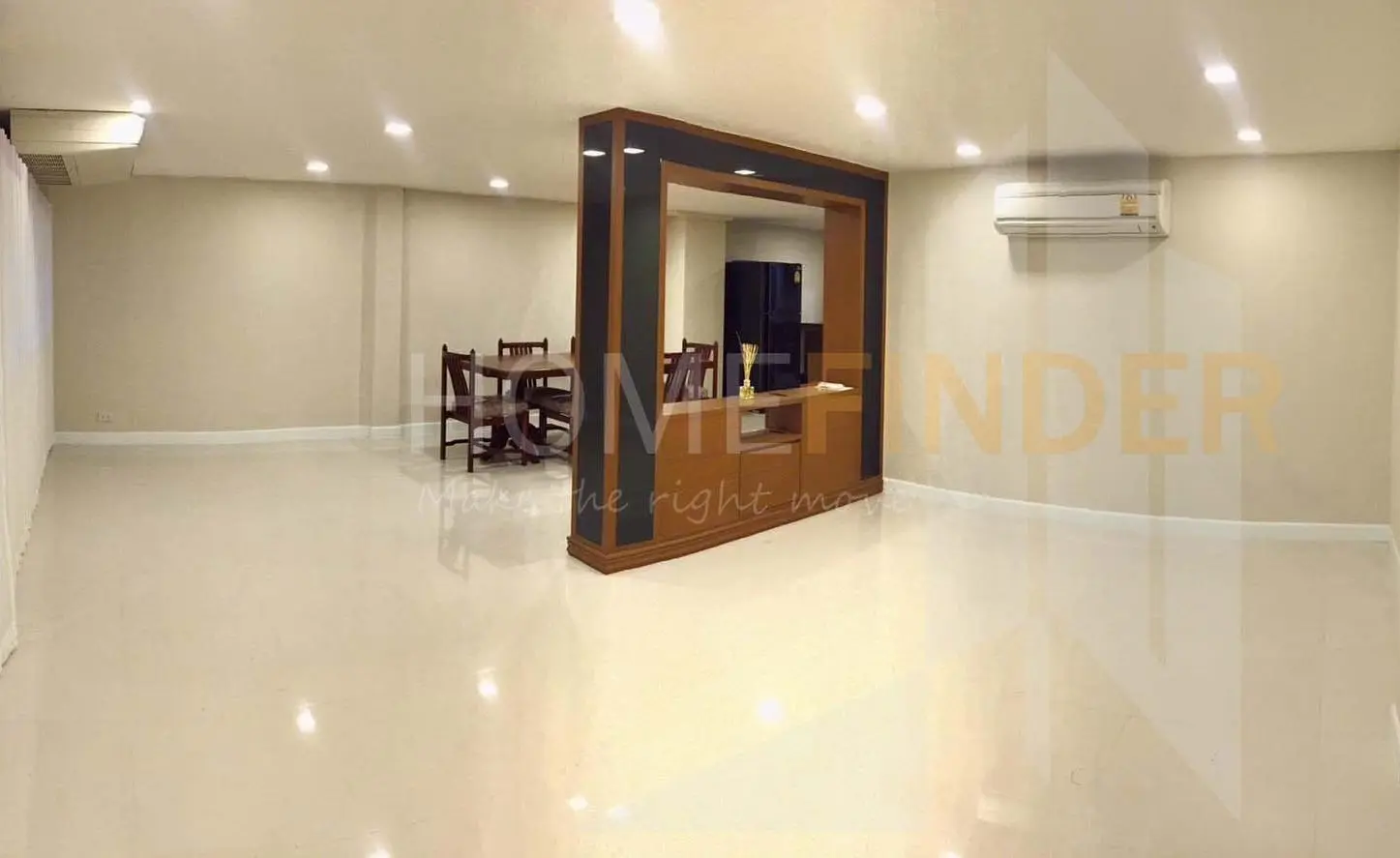 รูป Townhouse in Ekkamai 3 bedrooms, for rent - รูปที่ 2/8
