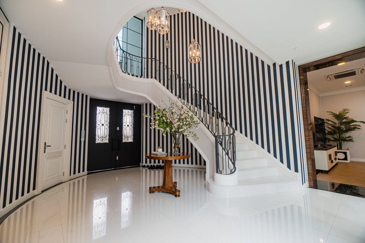 รูป นันทวัน พูลวิลล่า พระราม 9 - กรุงเทพกรีฑาตัดใหม่ ไทป์โฮลิสติก 5 bedrooms, for sale - รูปที่ 5/14