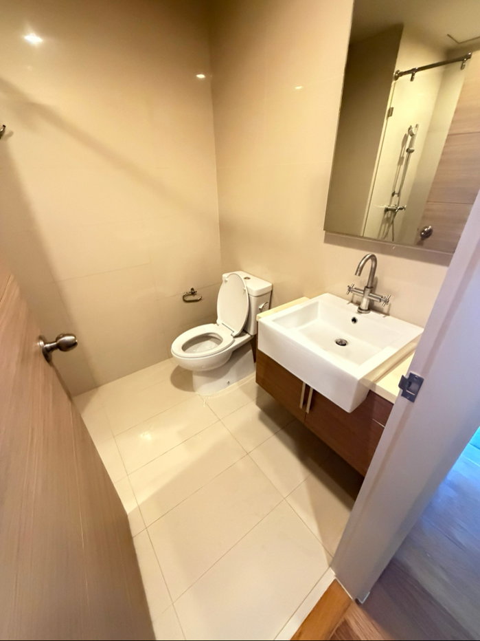 รูป The Hive Taksin ห้องมุม ห้องใหม่ ยังไม่เคยมีผู้เช่า ห้องสวย วิวสระน้ำ ทำเลดี ใกล้รถไฟฟ้า BTS วงเวียนใหญ่ เจ้าของประกาศเอง - รูปที่ 3/18