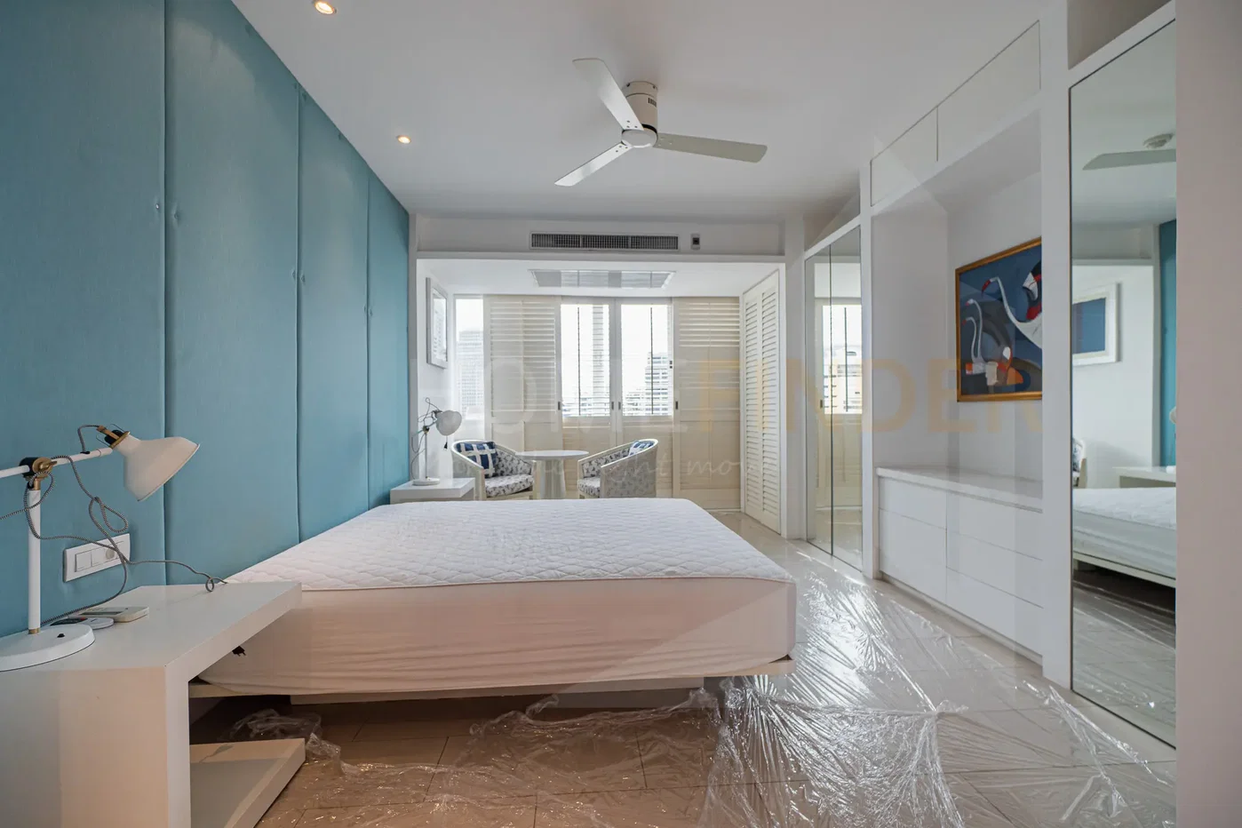 picture Lake Green 2 bedrooms, for rent - 5/10