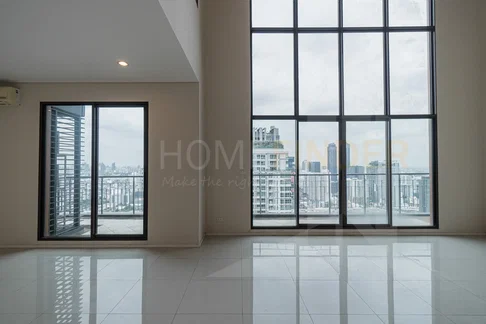 Villa Asoke 4 bedrooms, for sale