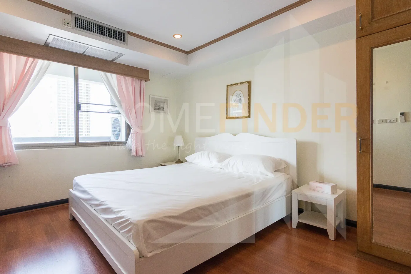 picture Royal Castle 3 bedrooms, for rent - 4/12