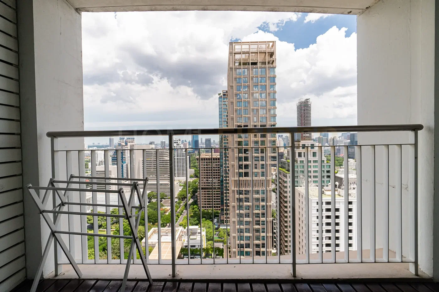 picture Urbana Langsuan (Penthouse) 3 bedrooms, for rent - 10/12