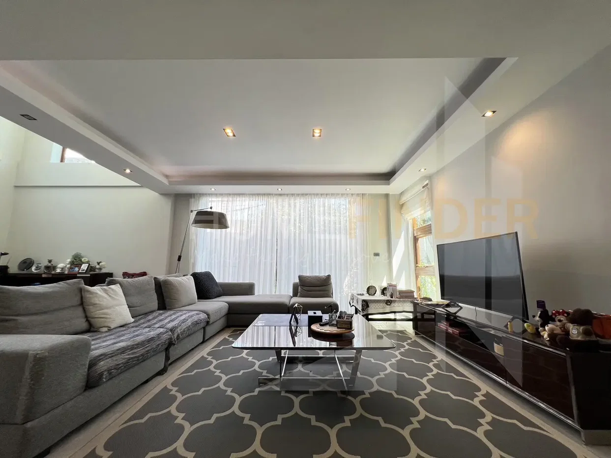 picture Single House in Ladprao 5 bedrooms, for sale - 2/8