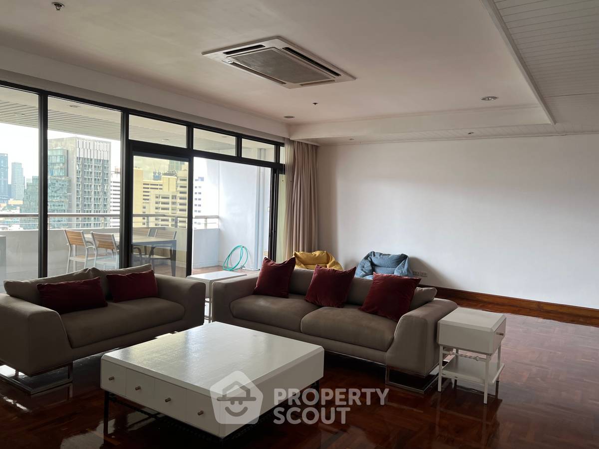 รูป ชั้น 28 ห้อง 3 ห้องนอน ขนาด 3,125 ตร.ม. Kallista Mansion ใกล้ ARL มักกะสัน (ID 3259423) - รูปที่ 2/25