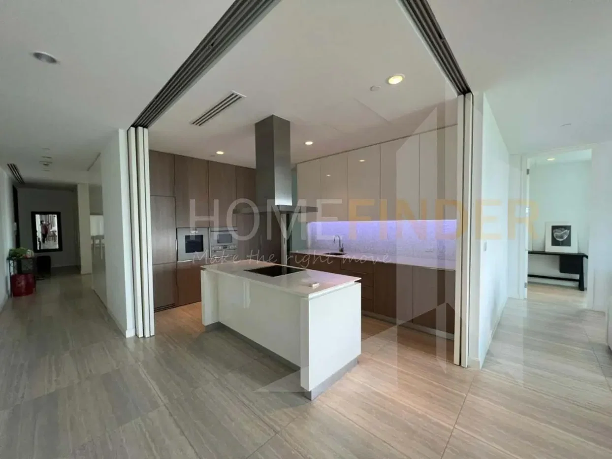 รูป 185 Rajadamri 3 bedrooms, for rent - รูปที่ 2/8