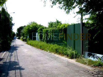 เช่าที่ดิน ทรู ดิจิทัล พาร์ค : Land For Rent On Nut studio, for rent