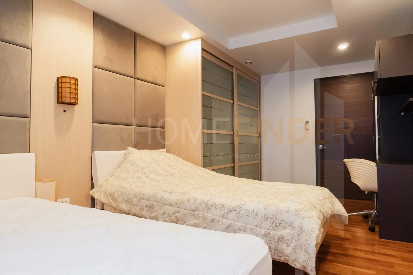 picture Avenue 61 condominium 2 bedrooms, for rent - 13/20