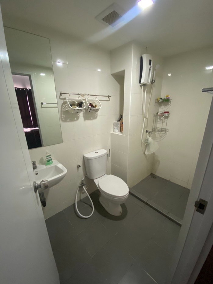 picture Beautiful unit on the 8th floor, peaceful and private. Perfect for rent. - 3/5