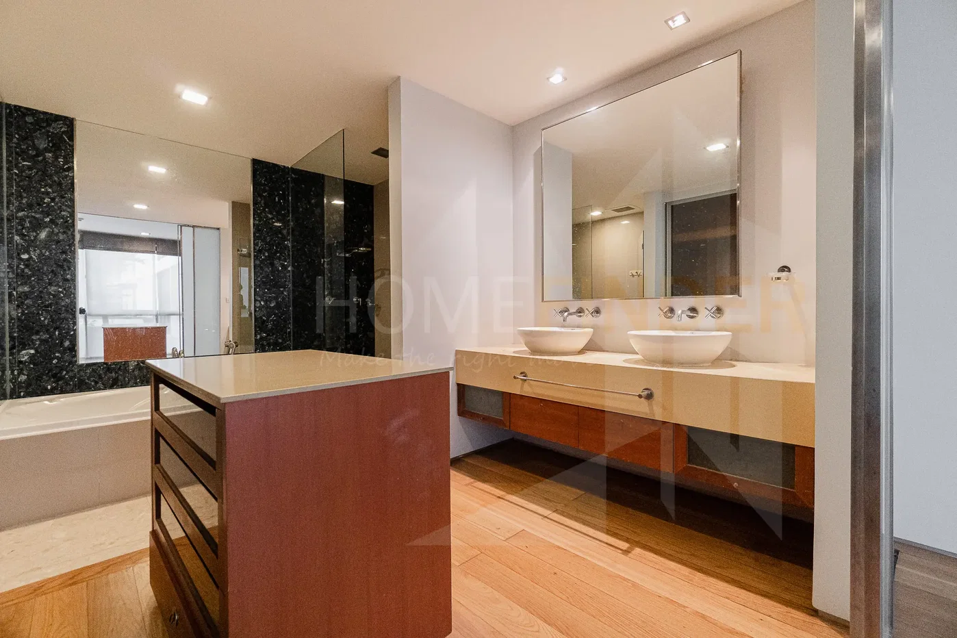 picture Ficus Lane 3 bedrooms, for rent - 9/11